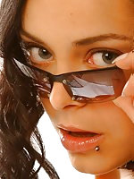 Wild Explicite-art\\\'s girls with glasses!